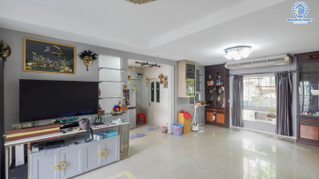 *****บ้านเดี่ยวมือสอง แบรนด์ LH ม.พฤกษ์ลดา1 บางใหญ่-เซ็นทรัลเวสต์เกต หลังมุม บ้านสวย ตกแต่งใหม่ เนื้อที่ 68 ตร.ว. ฟังก์ชัน 3 ห้องนอน 4 ห้องน้ำ 2 ที่จอดรถ บนทำเลเส้นทางสายหลัก "กาญจนาภิเษก" ใกล้เซ็นทรัลเวสต์เกต และเพียง 10 นาทีถึงรถไฟฟ้า "สถานีคลองบางไผ่"